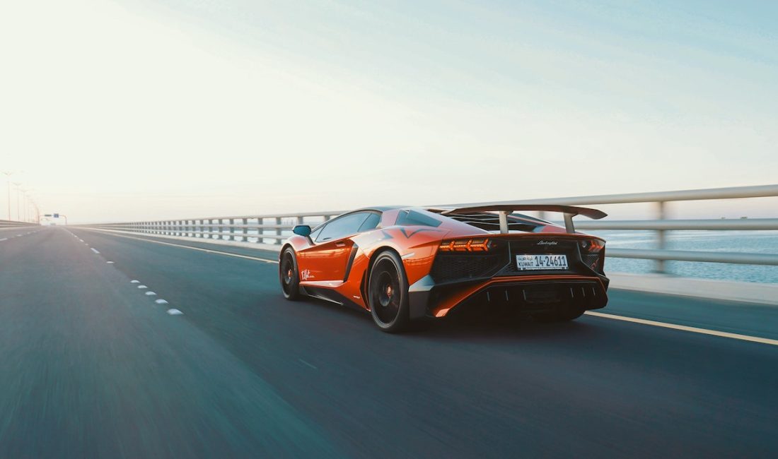 Lamborgini yeni modeliyle takipçilerini hayran bıraktı Ünlü dizi oyuncusu, sosyal medyada yarattığı etkileyici paylaşımıyla büyük bir