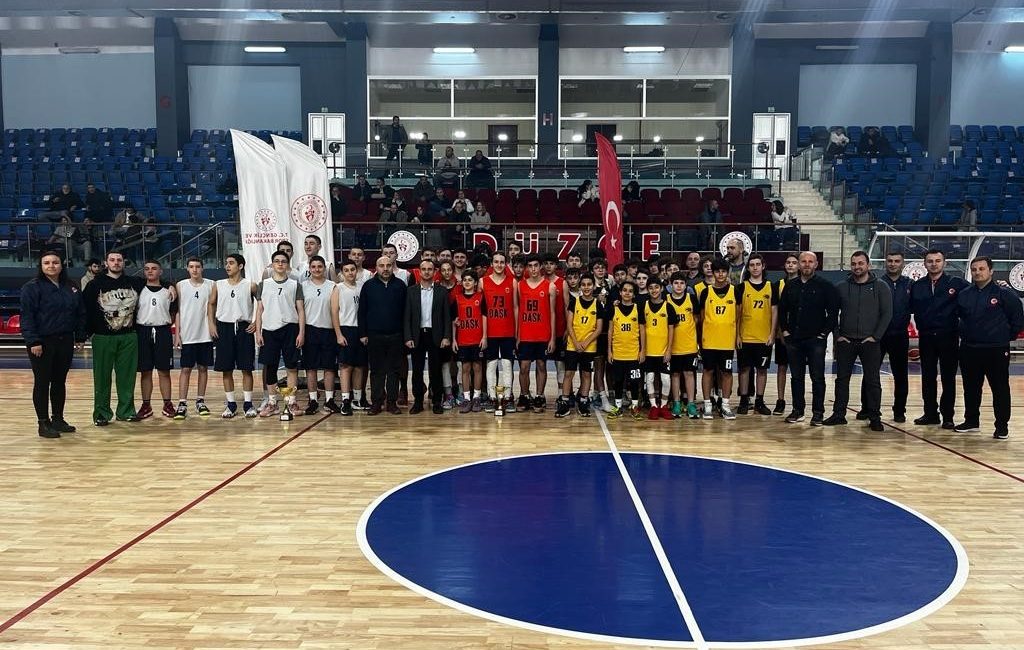 DÜZCE U16 ERKEKLER BASKETBOL