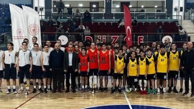 DÜZCE U16 ERKEKLER BASKETBOL YEREL LİGİ ŞAMPİYONU DÜZCE BASKET GENÇLİK