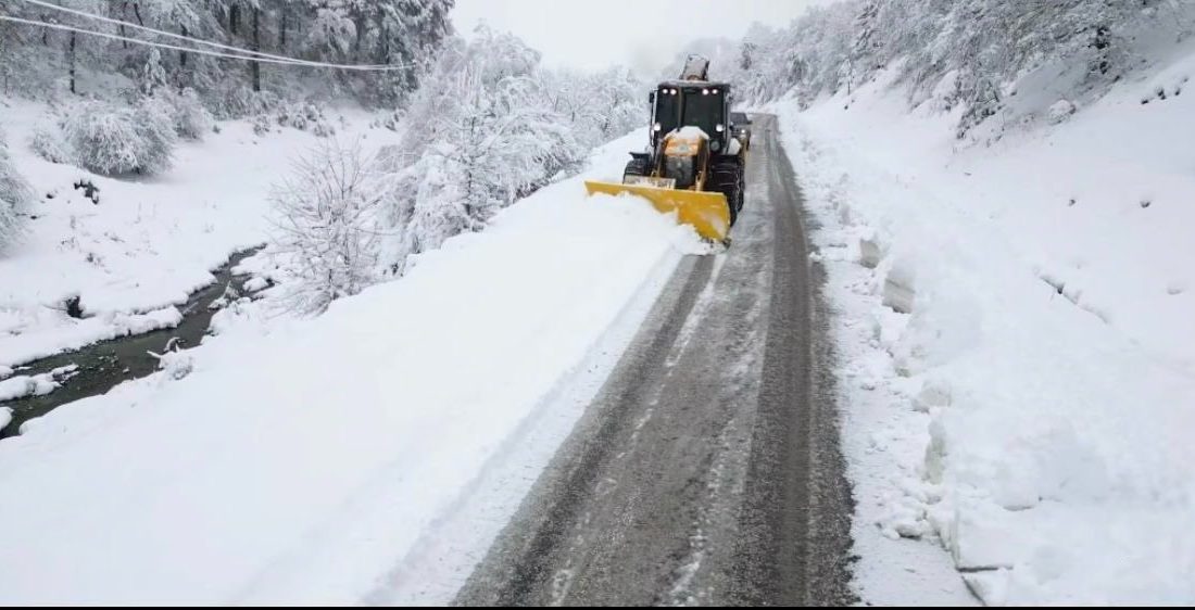 BİLECİK'TE KAPALI KÖY YOLU