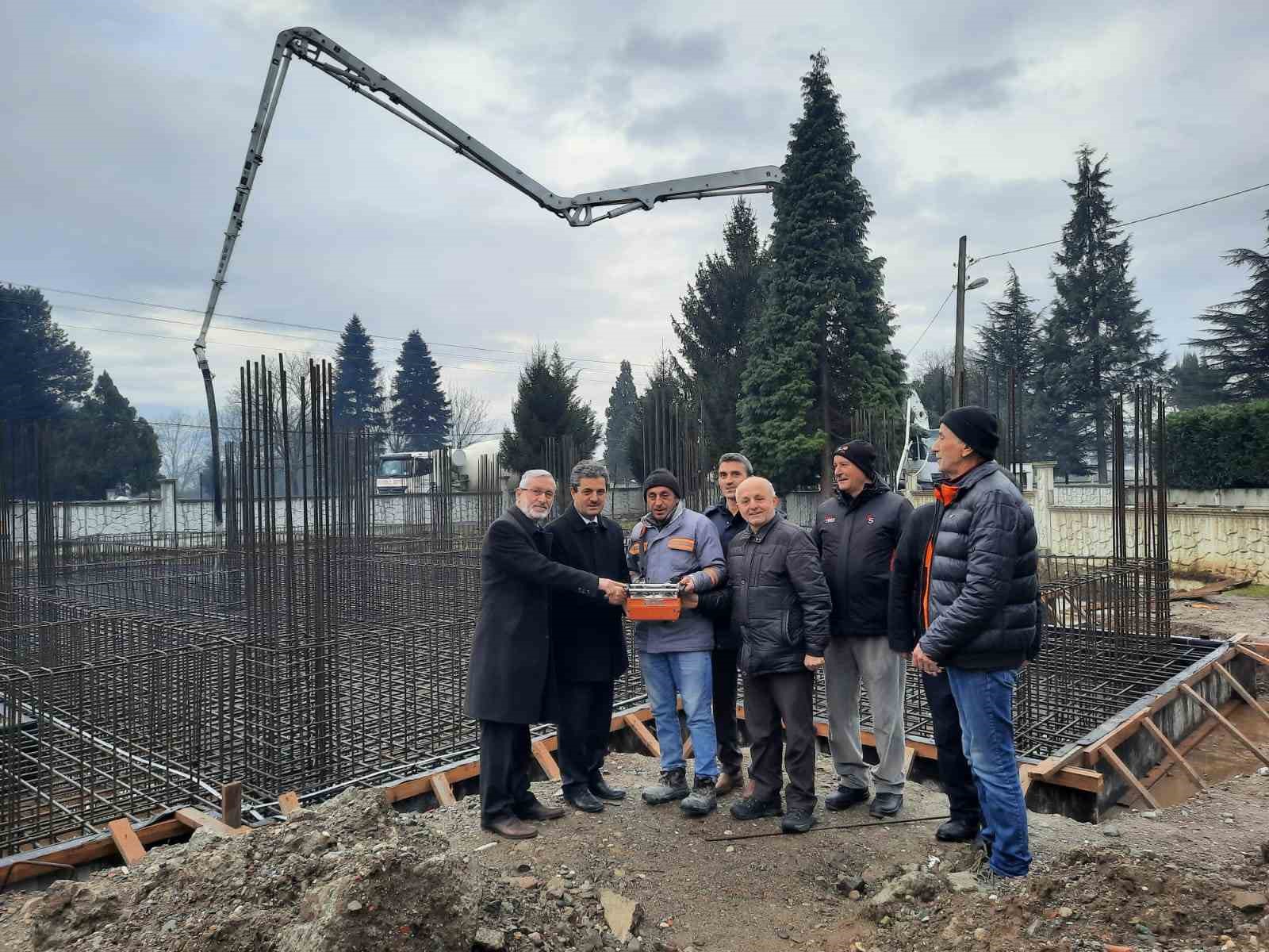 Deprem sonrası yıkılan İstilli Camisinin temeli atıldı