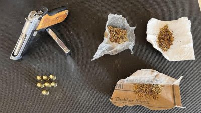 DÜZCE’NİN KONURALP BÖLGESİNDE POLİS EKİPLERİNCE SOKAK ÇALIŞMALARINDA UYUŞTURUCU VE RUHSATSIZ