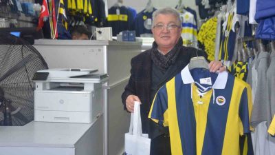 FENERBAHÇE SPOR KULÜBÜ'NÜN RESMİ LİSANSLI ÜRÜNLERİNİN SATILDIĞI FENERİUM TIRI BİLECİK'E