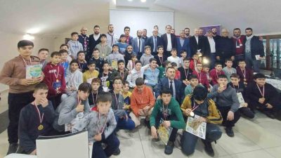 DÜZCE MÜFTÜLÜĞÜ GENÇLİK KOORDİNATÖRLÜĞÜ TARAFINDAN ORGANİZE EDİLEN GENÇLİĞE DEĞER ARA