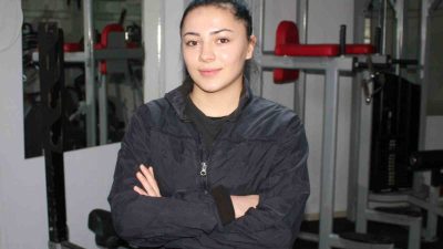 18 YAŞINDAKİ MİLLİ GÜREŞÇİ BAŞAK DUMAN, OLİMPİYATLARA KATILARAK TÜRKİYE’Yİ EN