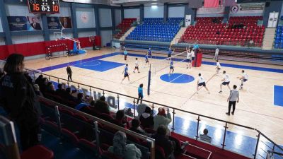 DÜZCE BELEDİYESİ SPOR AKADEMİSİ ERKEK VOLEYBOL TAKIMI “KONURALP BEYLERİ”, EVİNDE