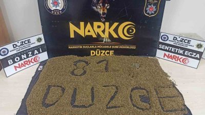 DÜZCE’DE UYUŞTURUCU MADDE SATIŞI YAPTIĞI TESPİT EDİLEN 2 KİŞİ TUTUKLANARAK