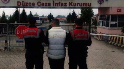 DÜZCE’DE 3 AYRI SUÇA KARIŞAN VE 22 YIL KESİNLEŞMİŞ CEZASI