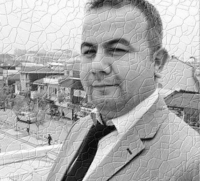 Tarık Şahin Tarık Şahin yazar fotoğrafı