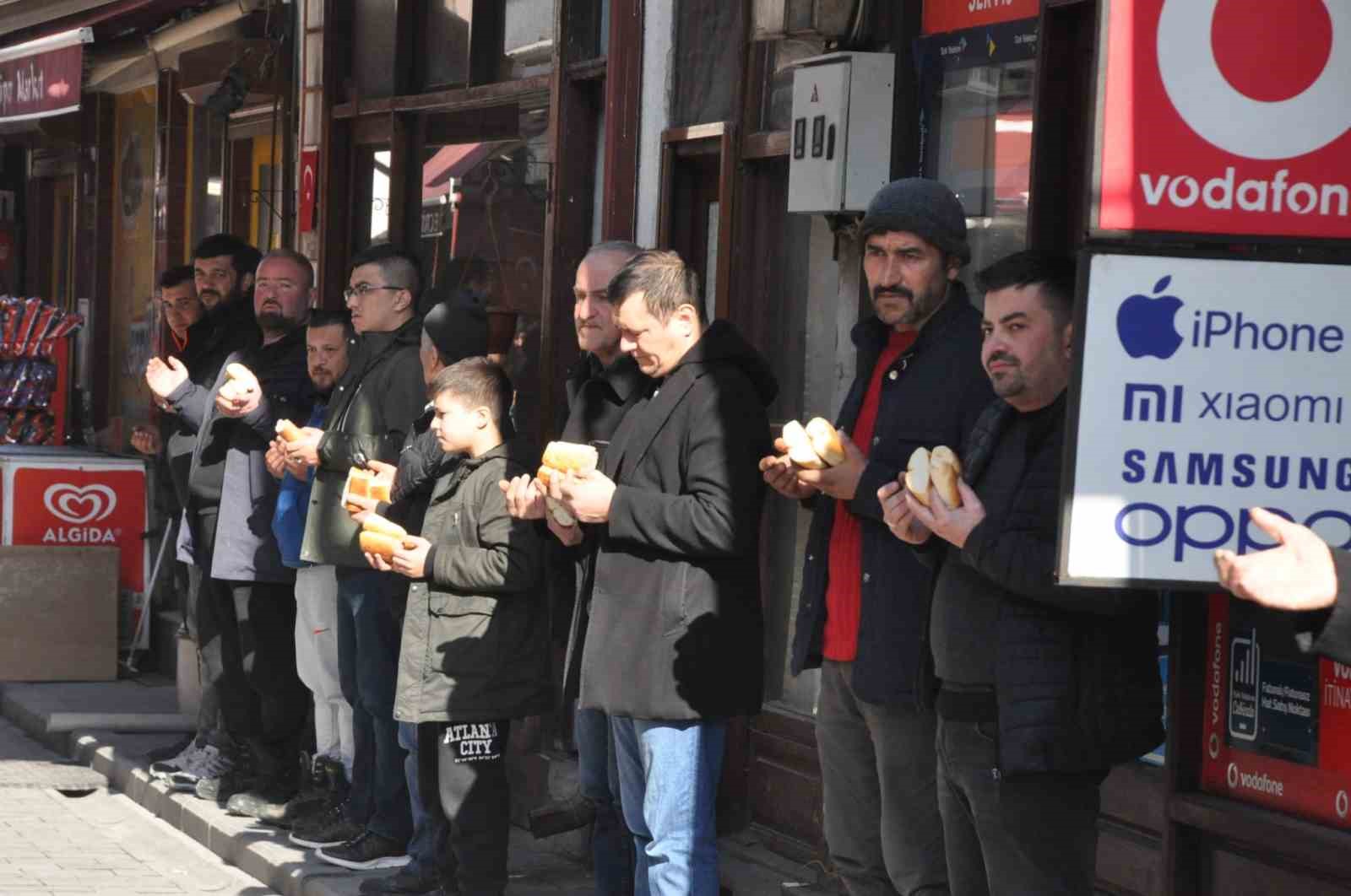 Asırlık geleneğe katılmak için İstanbul’dan Mudurnu’ya geldiler