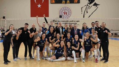 “BİZİM KIZLAR”  ÇEYREK FİNALDEKİ İLK GALİBİYETİNİ ALDI