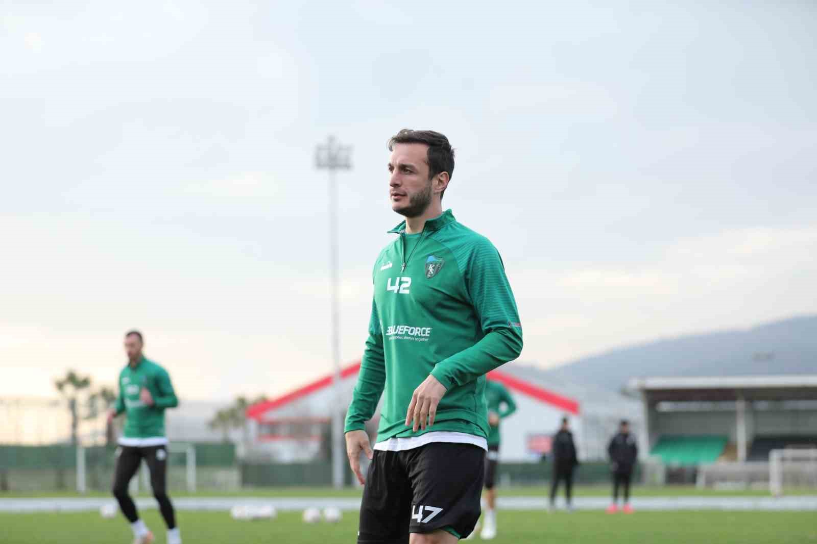 Davit Skhirtladze: “Kocaelispor’a geleceğimi bilmek beni aşırı heyecanlandırdı”