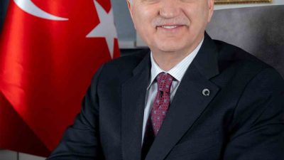 DÜZCE BELEDİYE BAŞKANI DR. FARUK ÖZLÜ, KENTE YENİ OTOPARKLAR KAZANDIRACAKLARINI