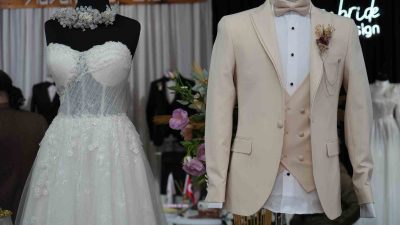 VLENECEK ÇİFTLERİN DÜĞÜN SEKTÖRÜNDEKİ SON TRENDLERİ VE YENİLİKLERİ YAKINDAN GÖRME