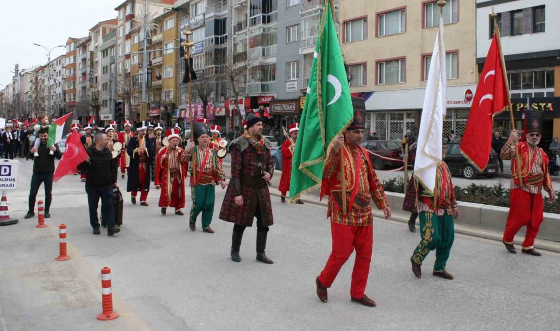 FİLİSTİN’E DESTEK İÇİN YÜRÜDÜLER