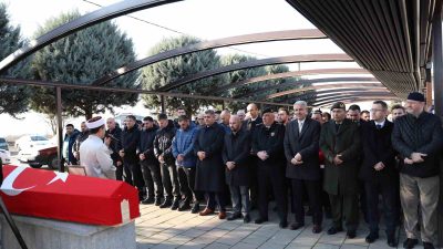 KIBRIS GAZİSİ HASAN DEMİRTAŞ ŞAHİTLİK CAMİİNDE KILINAN CENAZE NAMAZININ ARDINDAN