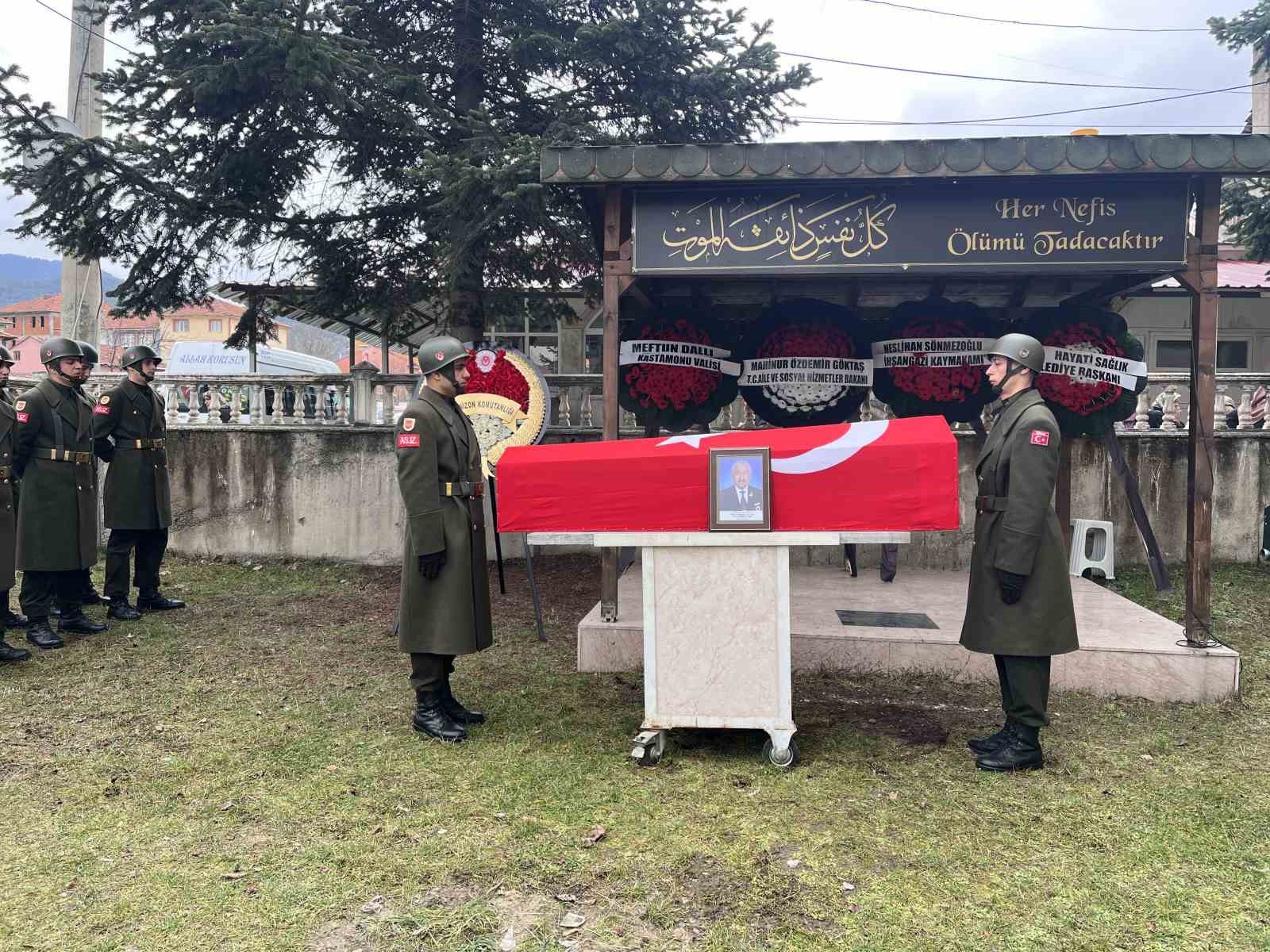 Kıbrıs gazisi, törenle son yolculuğuna uğurlandı