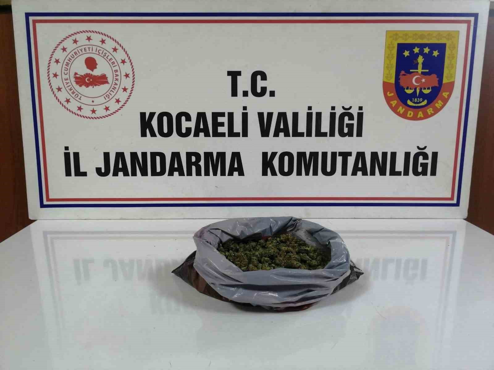 Kocaeli’de 37 bin makaron ve 58 kilo tütün ele geçirildi