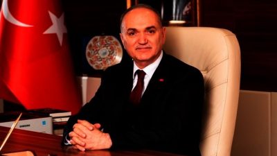 TFF 2. LİG KIRMIZI GURUPTA MÜCADELE EDEN DÜZCESPOR KENDİ EVİNDE