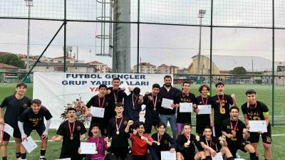 GENÇLİK VE SPOR BAKANLIĞI TARAFINDAN DÜZENLENEN OKUL SPORLARI FUTBOL GENÇLER