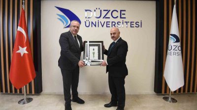 AMASYA ÜNİVERSİTESİ REKTÖRÜ İLE DÜZCE ÜNİVERSİTESİ REKTÖRÜ EĞİTİM-ÖĞRETİM FAALİYETLERİ, BİLİMSEL