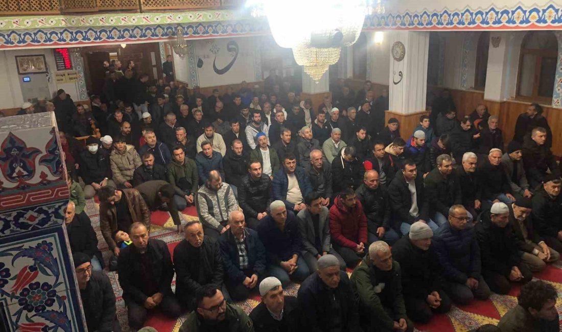 OSMANELİ İLÇESİNDE MİRAÇ  KANDİLİ DOLAYISIYLA ERTUĞRULGAZİ CAMİNDE  PROGRAMLAR
