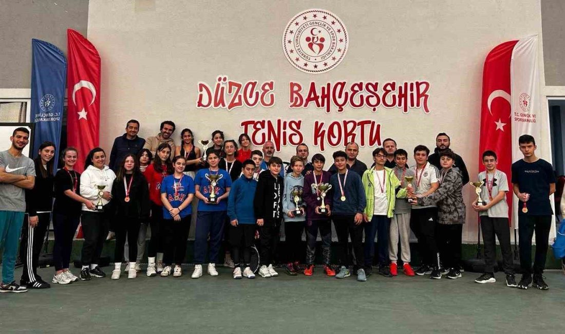 DÜZCE'DE GERÇEKLEŞTİRİLEN OKUL SPORLARI