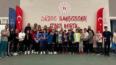 DÜZCE'DE GERÇEKLEŞTİRİLEN OKUL SPORLARI YILDIZ KIZLAR VE YILDIZ ERKEKLER TENİS