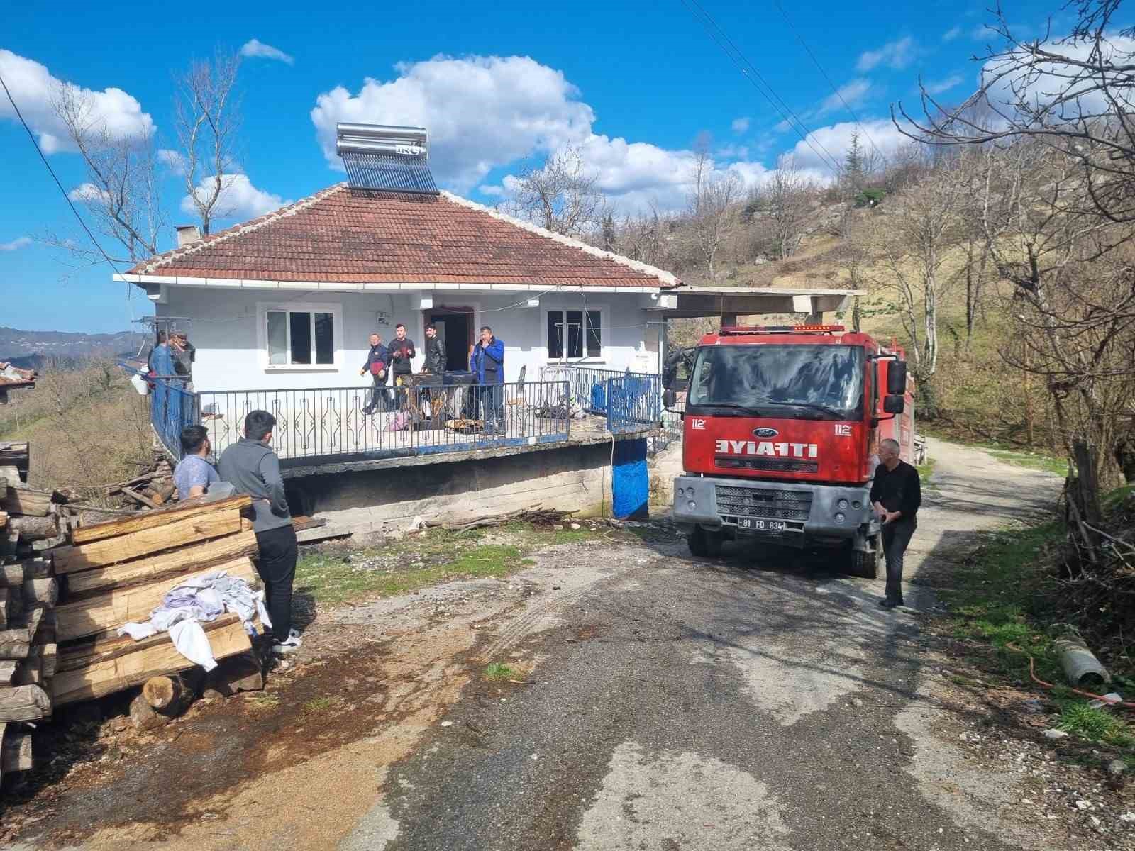 Yığılca’da yangında 1 kişi yaralandı