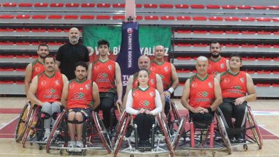 HDİ SİGORTA YALOVA ORTOPEDİKLER SPOR KULÜBÜ EVİNDE KARABÜK DEMİR KARTAL