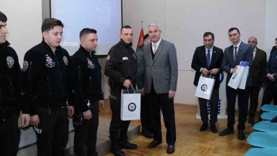 DÜZCE İL EMNİYET MÜDÜRLÜĞÜ'NDE YAPILAN TOPLANTIDA BEKÇİLER İLE BİR ARAYA