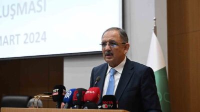 ÇEVRE, ŞEHİRCİLİK VE İKLİM DEĞİŞİKLİĞİ BAKANI MEHMET ÖZHASEKİ, KOCAELİ'DE İŞ