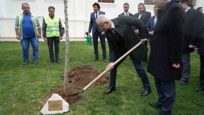 ULAŞTIRMA VE ALTYAPI BAKANI ABDULKADİR URALOĞLU, BİLECİK VALİLİĞİ BAHÇESİNDE ADINA