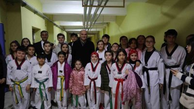 DÜZCE BELEDİYE BAŞKANI DR. FARUK ÖZLÜ, ‘SPOR ŞEHRİ DÜZCE’ ÇATISI