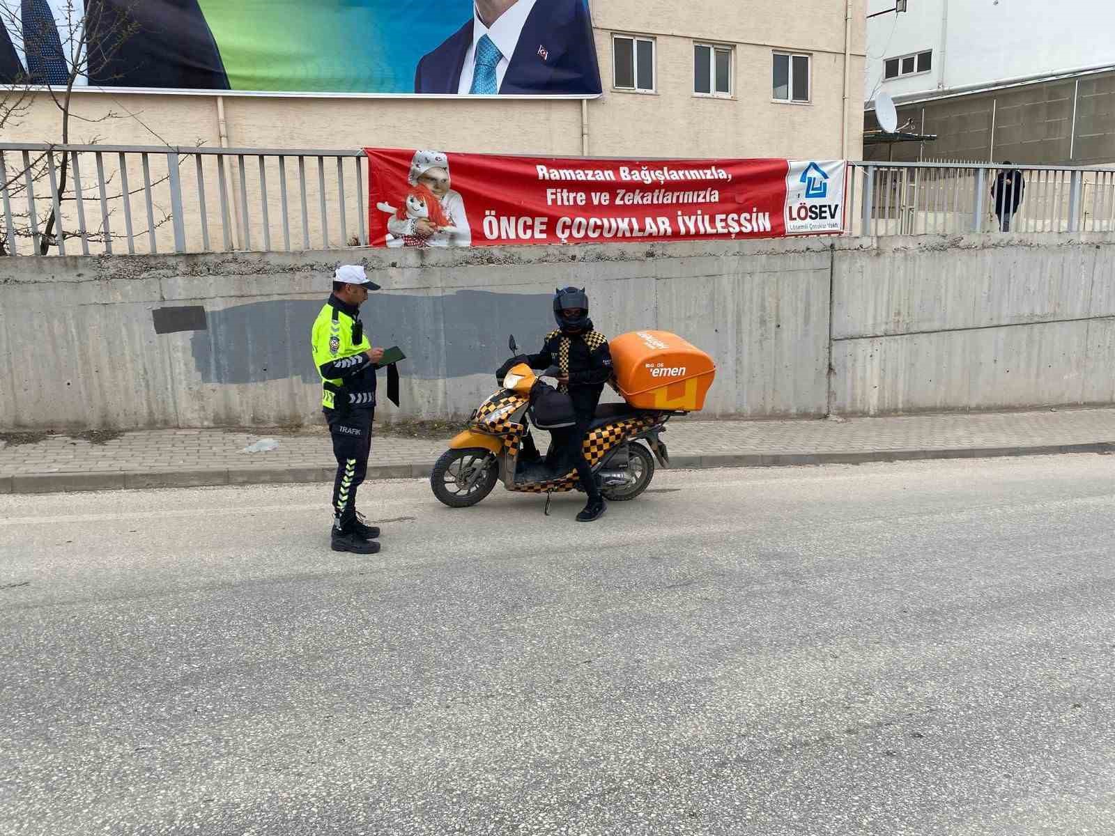 Bilecik’te ’Şok Motosiklet Denetimleri’nde 29 bin 695 TL ceza yazıldı