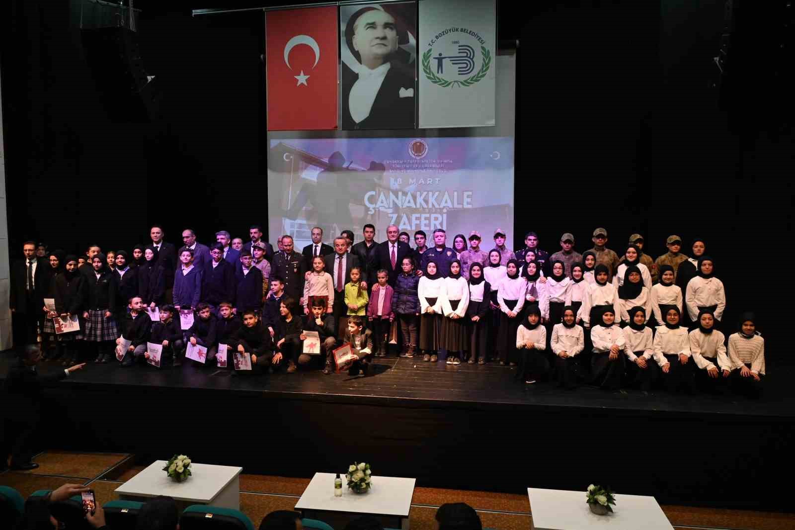BOZÜYÜK’TE ÇANAKKALE ZAFERİ’NİN 109. YIL DÖNÜMÜ NEDENİ İLE TÖRENLER DÜZENLENDİ