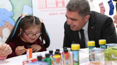 DÜZCE’DE DOWN SENDROMLU ÇOCUKLAR ÇOCUK AĞIZ VE DİŞ SAĞLIĞI MERKEZİNDE