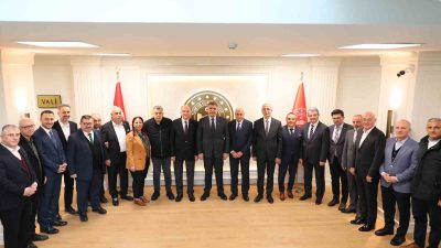 DÜZCE BELEDİYE BAŞKANI DR. FARUK ÖZLÜ’NÜN ÖNCÜLÜĞÜNDE, DÜZCE EŞRAFINDAN SEÇKİN