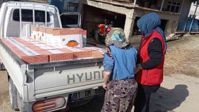 DÜZCE’NİN YIĞILCA İLÇESİNDE İHTİYAÇ SAHİBİ HANELERE RAMAZAN PAKETİ DAĞITIMI YAPILDI.