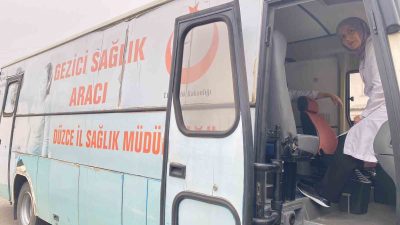 DÜZCE SAĞLIK MÜDÜRLÜĞÜ TARAFINDAN GEZİCİ KANSER TARAMA ARACI İLE ÇALIŞAN