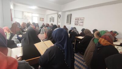 DÜZCE SAĞLIK MÜDÜRLÜĞÜ ‘ERKEN TEŞHİS HAYAT KURTARIR’ DİYEREK KÖY KÖY