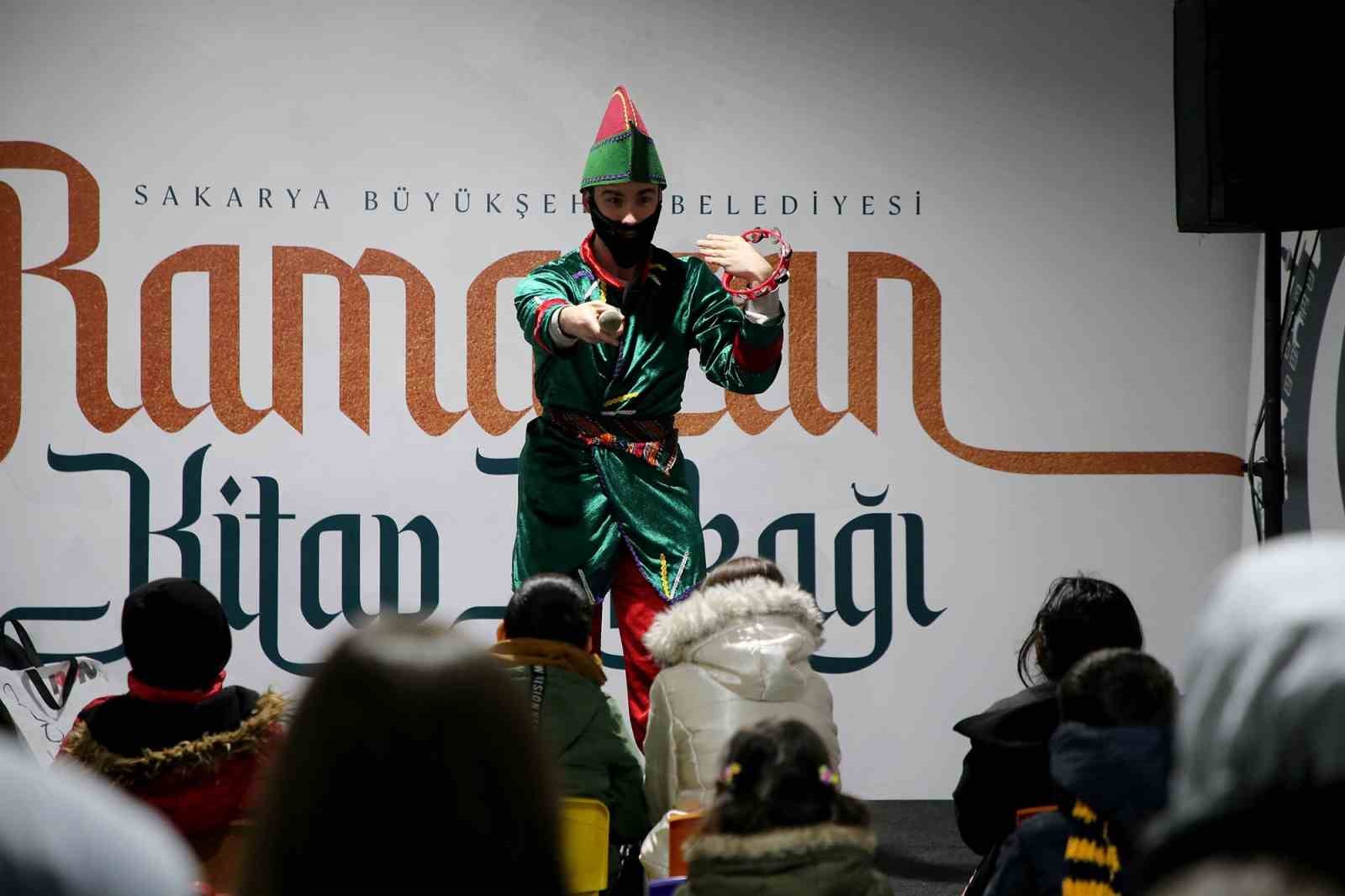 Karagöz ve Hacivat Ramazan akşamlarının tadı oldu