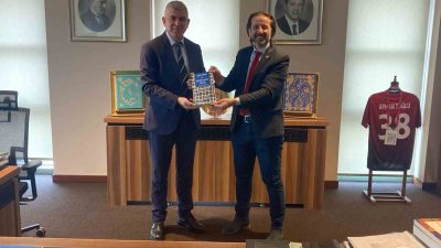 KASTAMONU ÜNİVERSİTESİ TURİZM FAKÜLTESİ’NDE ÖĞRETİM GÖREVLİSİ OLARAK OLAN AKADEMİSYEN VE