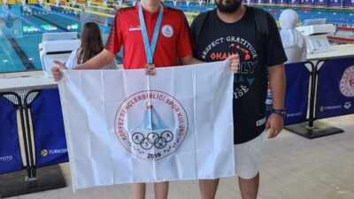 KÖRFEZ GENÇLERBİRLİĞİ SPOR KULÜBÜ YÜZME SPORCUSU FATİH EMRE KARTAL, KATILDIĞI