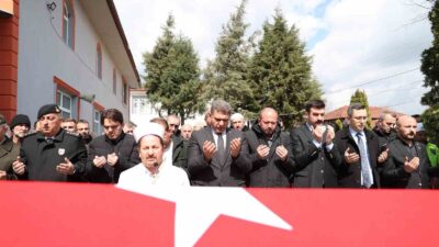 DÜZCE’DE KALP KRİZİ SONUCU HAYATINI KAYBEDEN KIBRIS GAZİSİ NEVZAT EREN