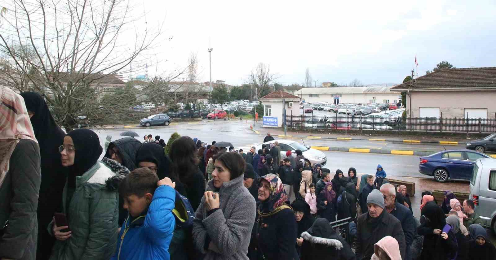 Mukaddes emanetler binlerce Sakaryalının ilgi odağı oldu