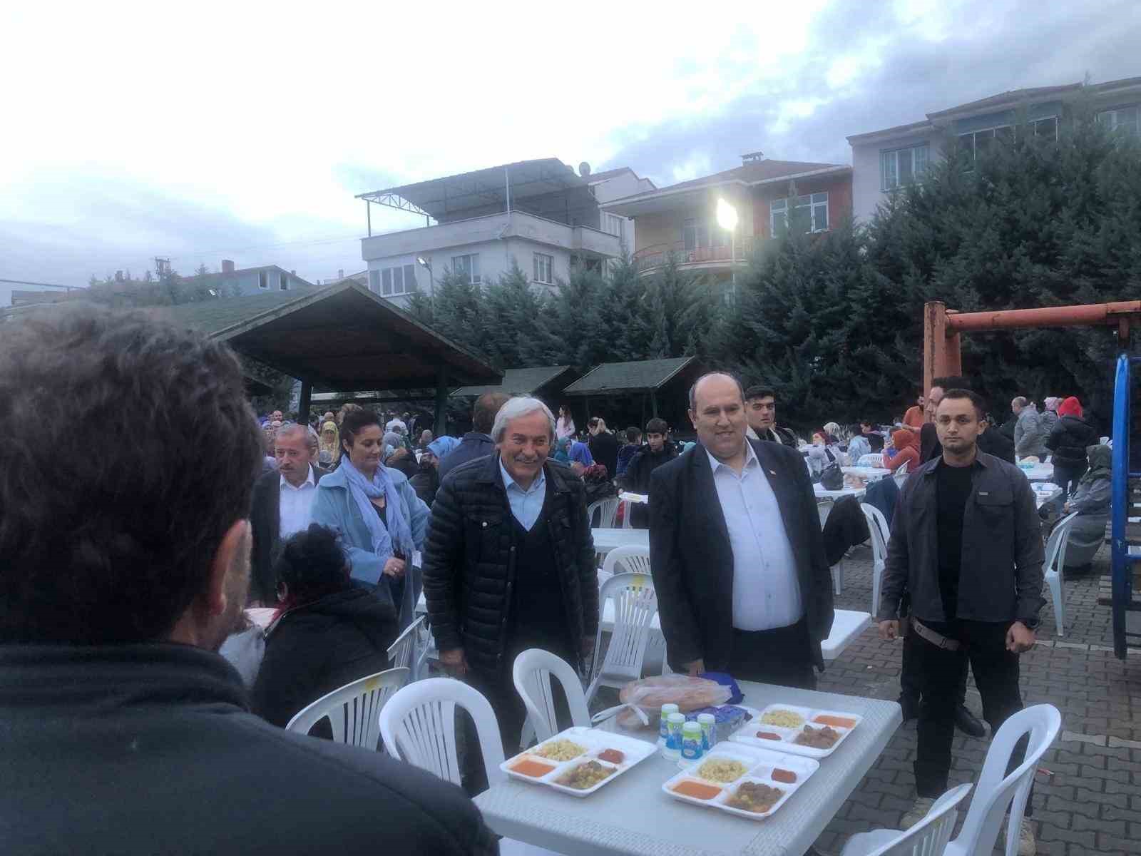 Osmaneli’de mahalle iftarları sona erdi