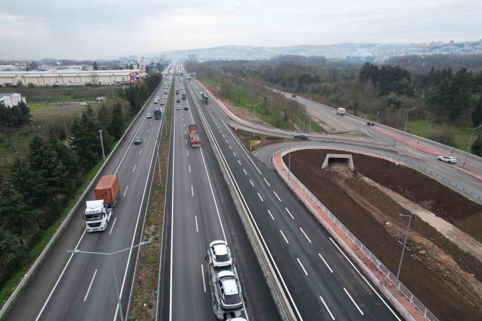 Stadyum bağlantı yolunda tamamlanan kısımlar trafiğe açıldı