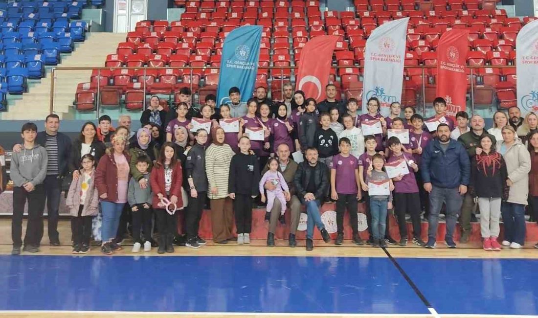 DÜZCE’DE OKUL SPORLARI YILDIZLAR