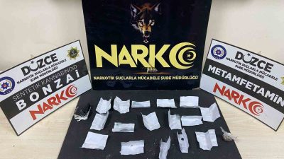 DÜZCE’DE POLİS EKİPLERİ TARAFINDAN YAPILAN ÇALIŞMADA UYUŞTURUCU SATTIĞI BELİRLENEN ŞÜPHELİ